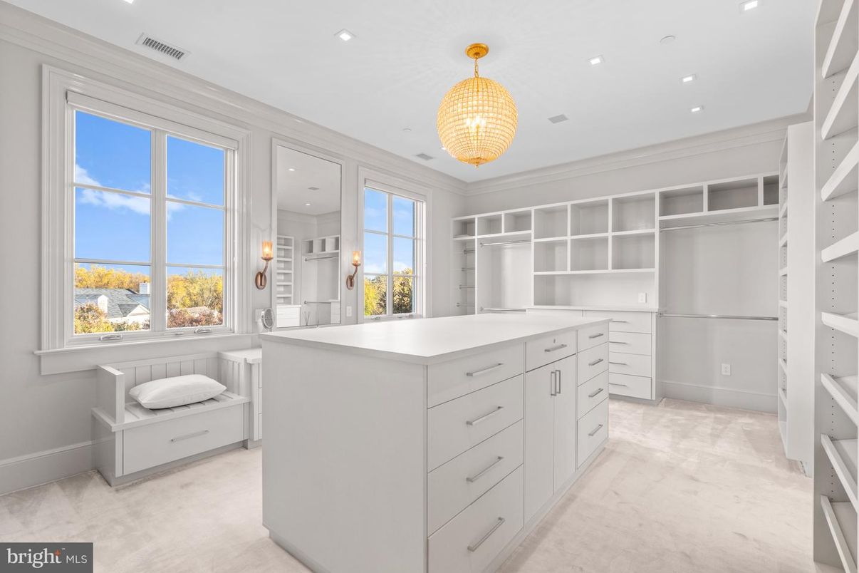Chandelier, Interior, Recessed Lighting, Walk-in Closets