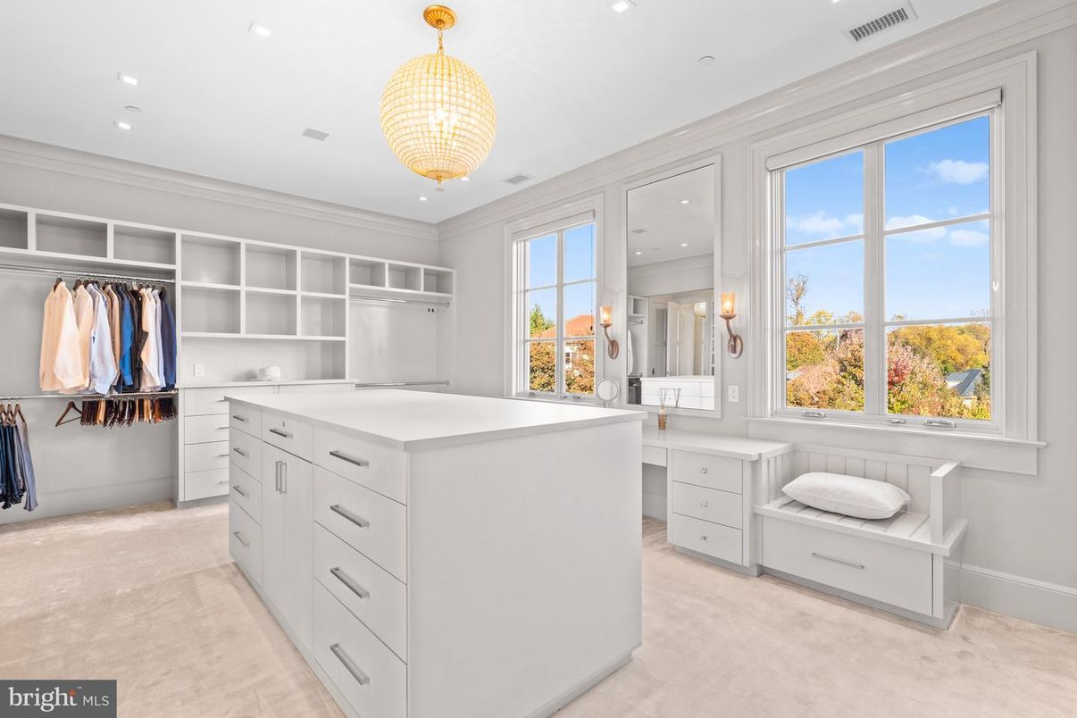 Interior, Recessed Lighting, Walk-in Closets