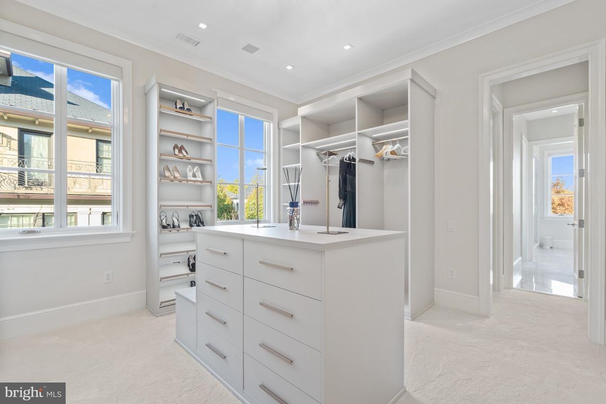 Interior, Recessed Lighting, Walk-in Closets