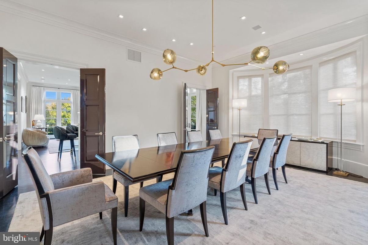 Dining room, Interior, Pendant Lights, Recessed Lighting