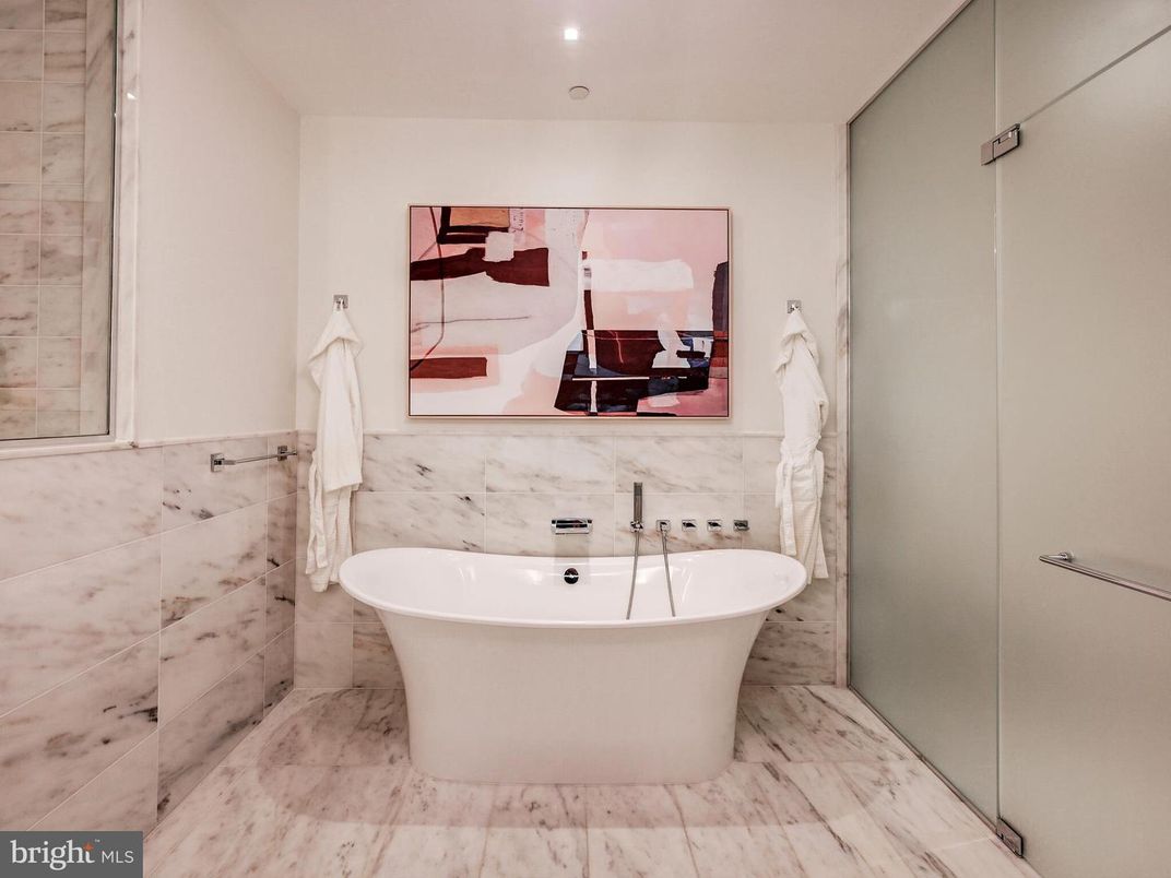 Bathroom, Free Standing Baths, Interior, Marble, Marble Walls