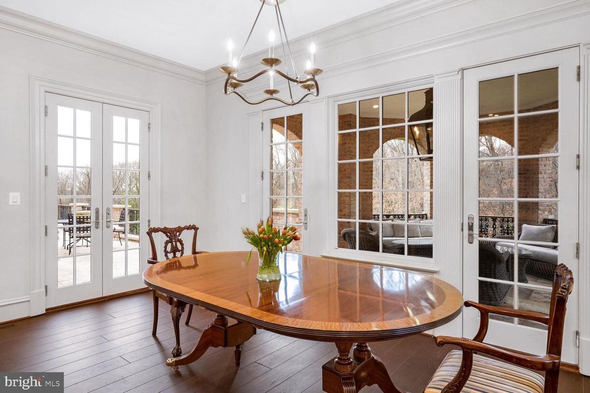 Chandelier, Dining room, Interior, Wood Texture Flooring