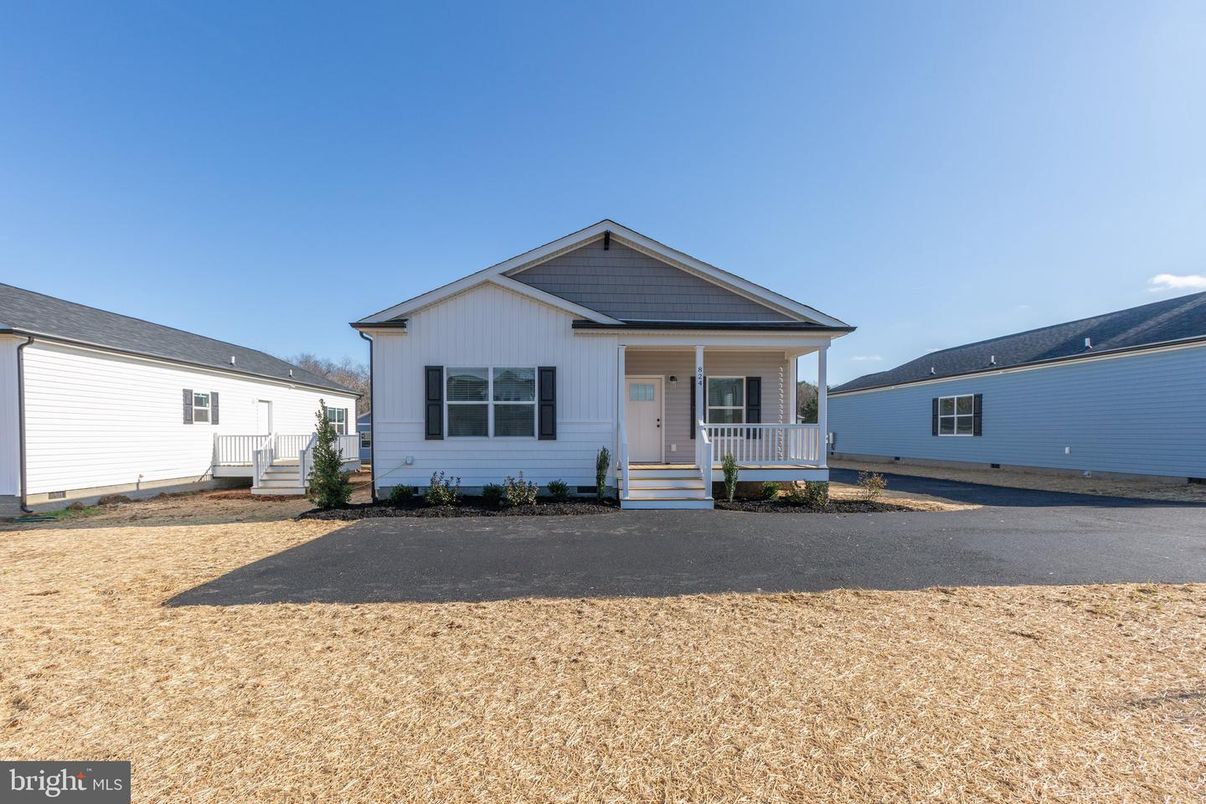 Backyard, Exterior, Facade, Farmhouse