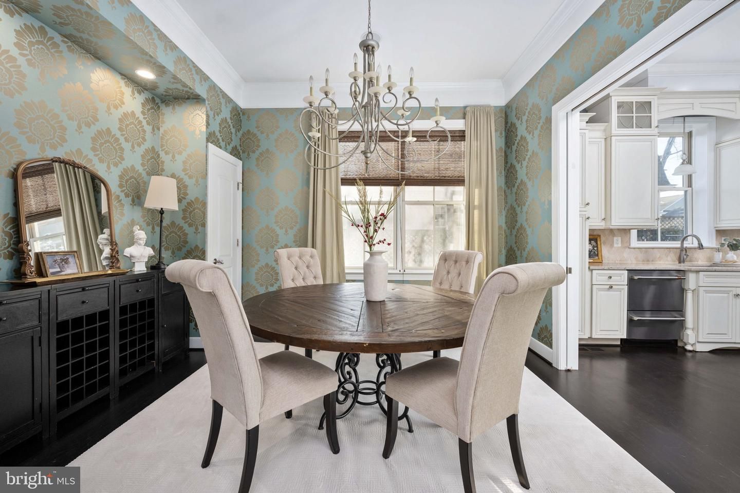Chandelier, Dining room, Interior, Kitchen, Wood Texture Flooring