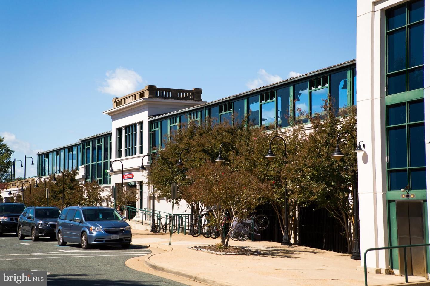 Exterior, Facade, Condo Building