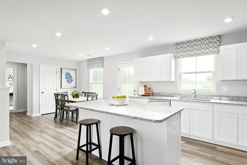 Dining room, Interior, Kitchen, Recessed Lighting, Wood Texture Flooring