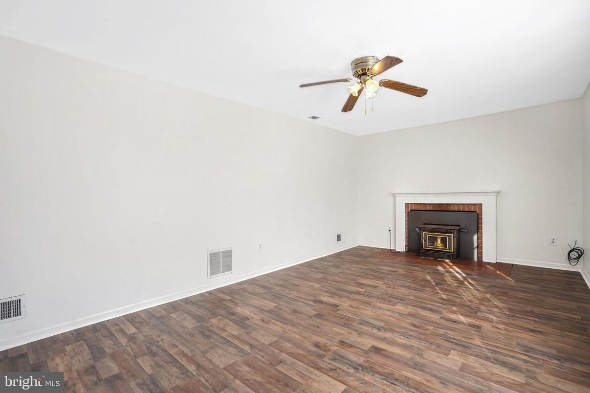 Empty room, Fireplace, Interior, Wood Texture Flooring