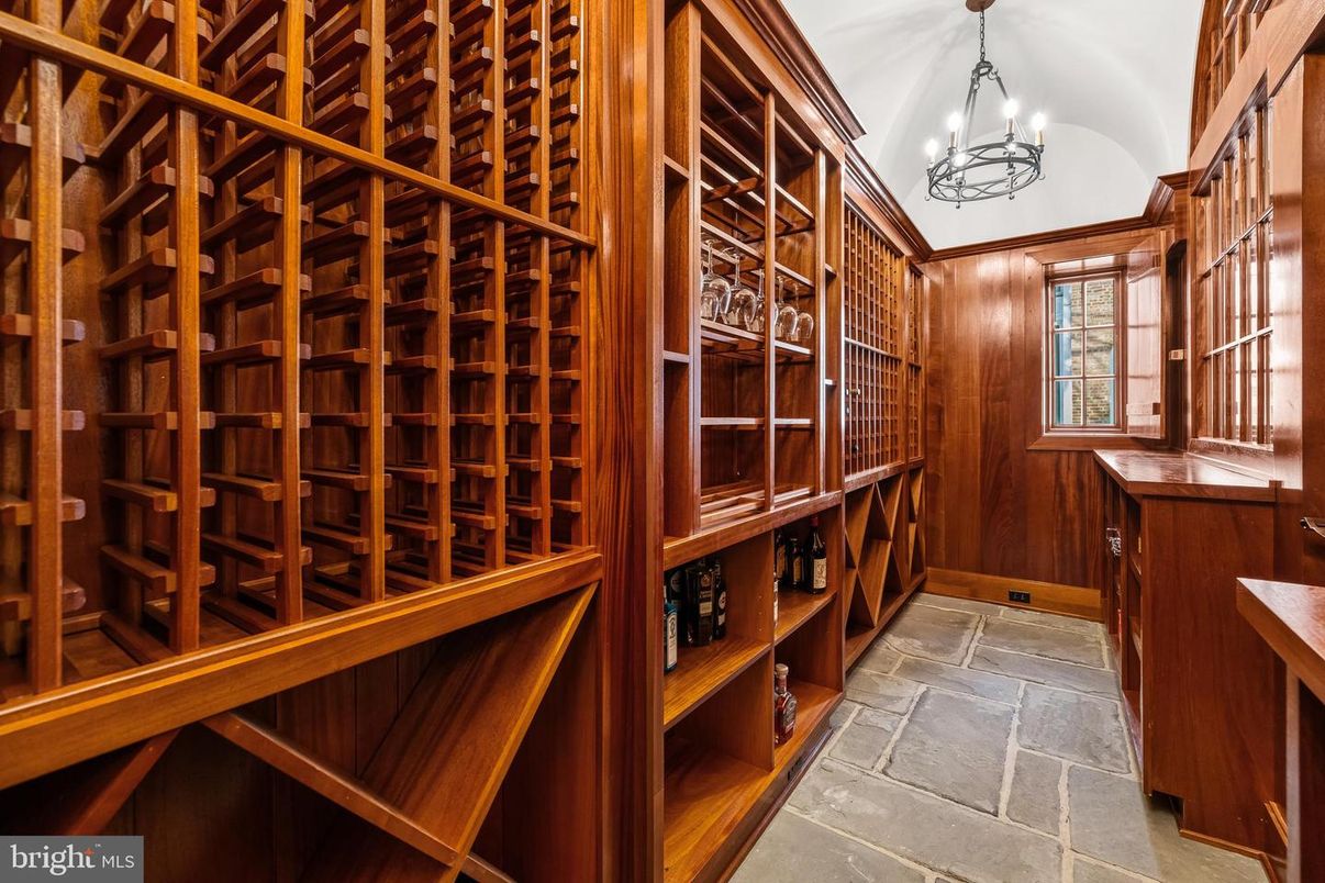 Chandelier, Interior, Wine Storage
