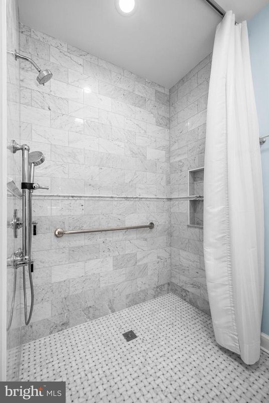 Bathroom, Interior, Marble Walls, Recessed Lighting