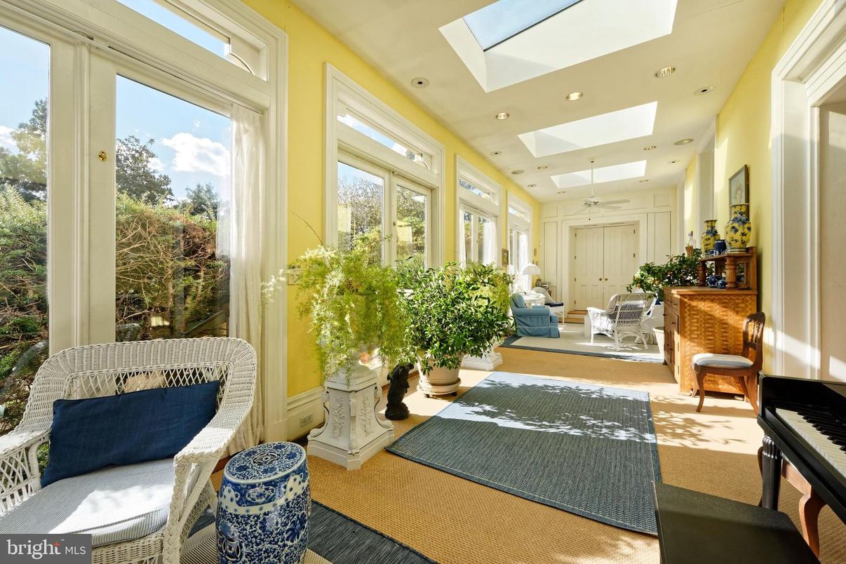 Interior, Recessed Lighting, Sun Room
