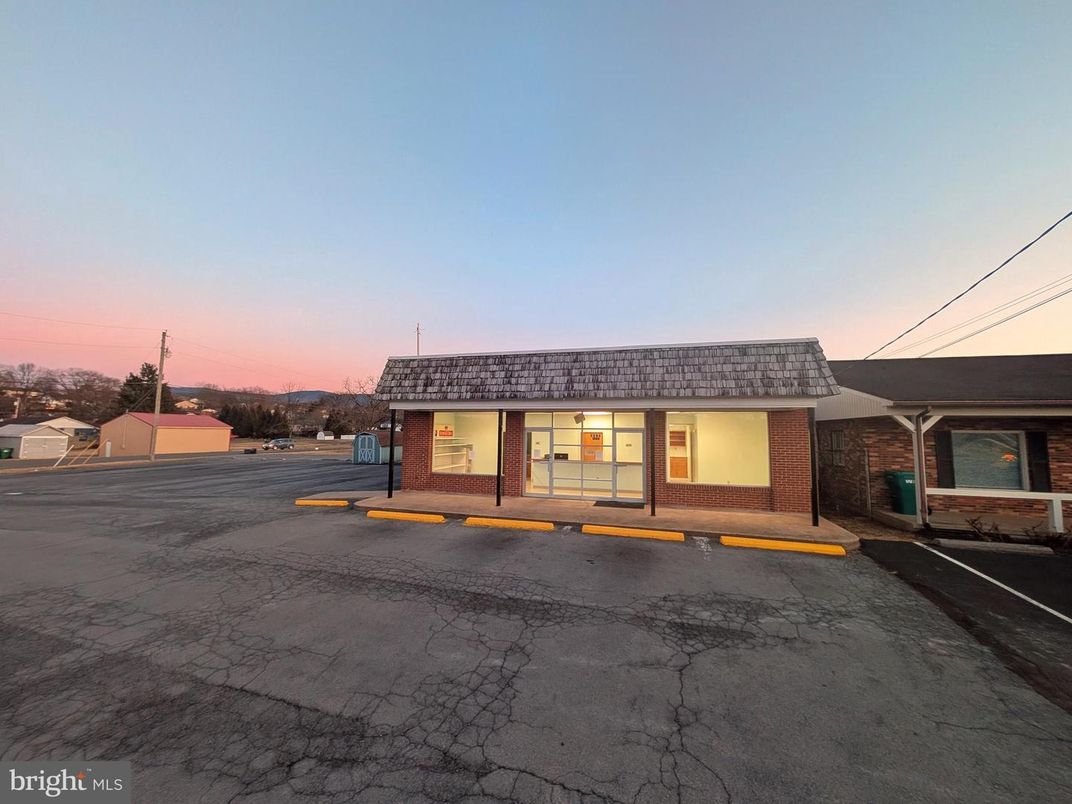 Exterior, Facade, Brick Facade, None