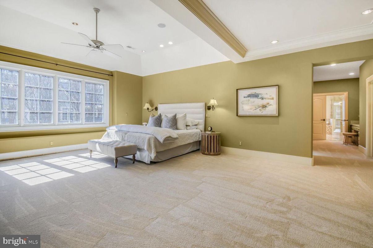 Bedroom, Interior, Recessed Lighting