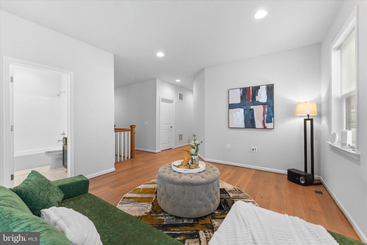 Bathroom, Interior, Recessed Lighting, Wood Texture Flooring