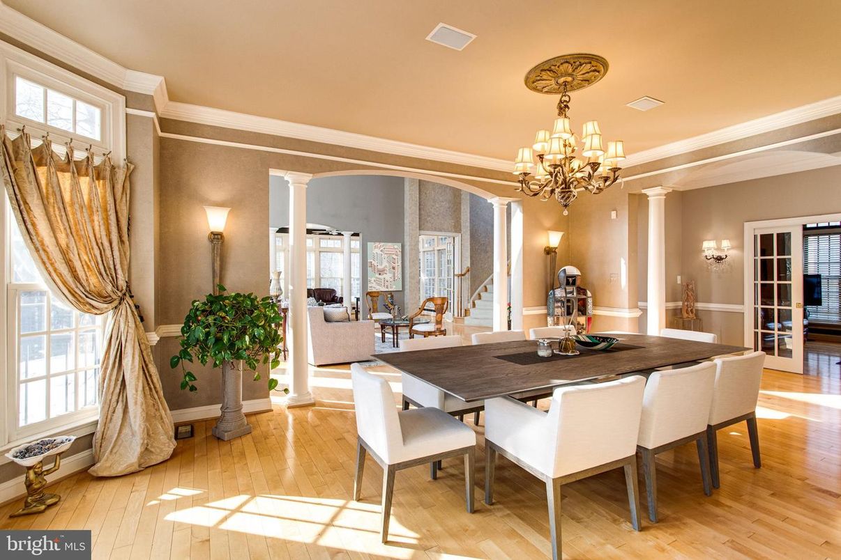 Chandelier, Dining room, Interior, Living room, Wood Texture Flooring