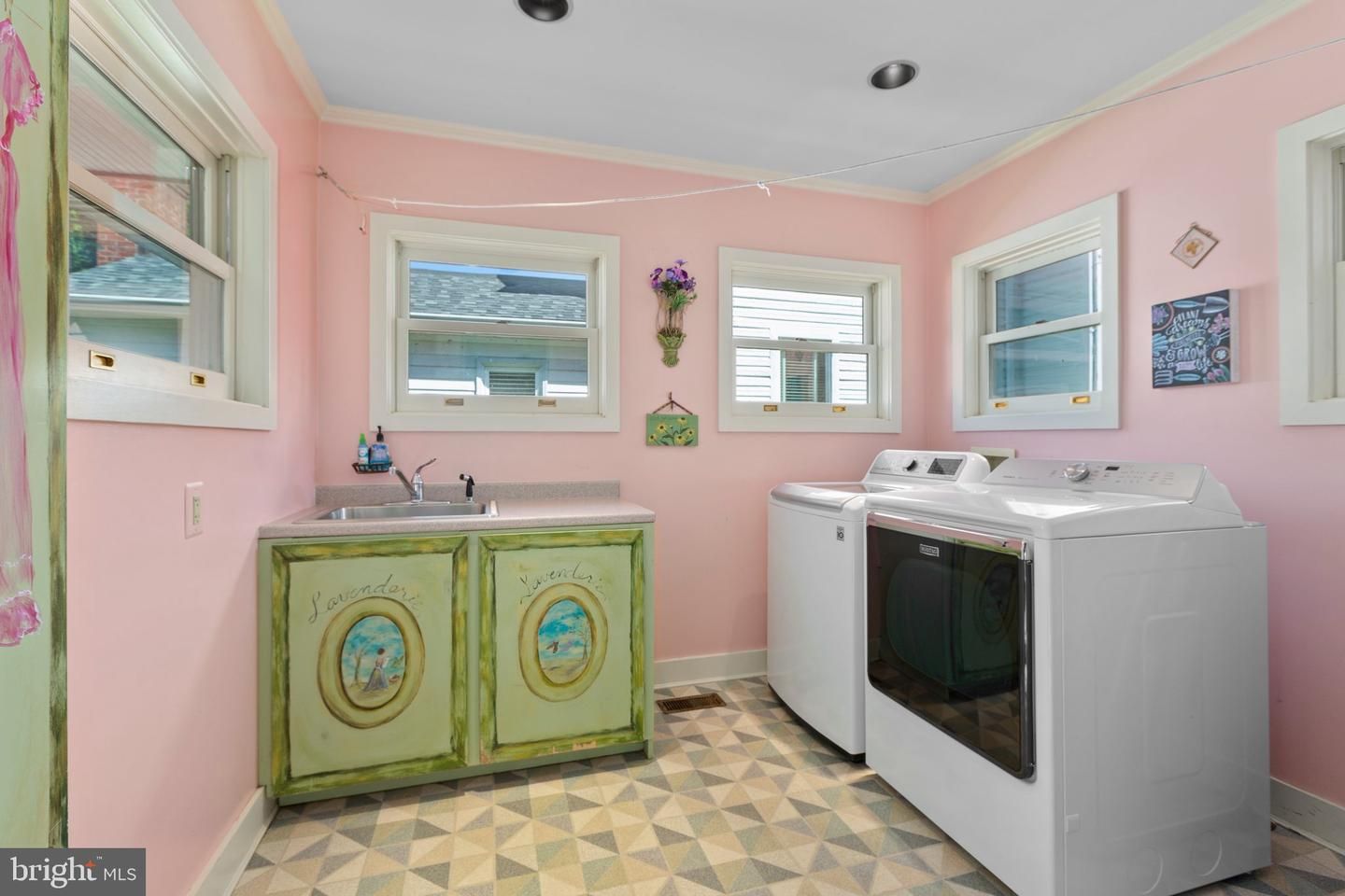 Interior, Recessed Lighting, Washer