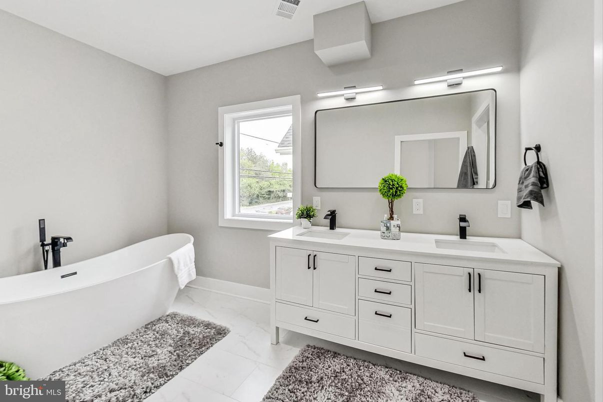 Bathroom, Dual Sink Vanities, Free Standing Baths, Interior, Marble