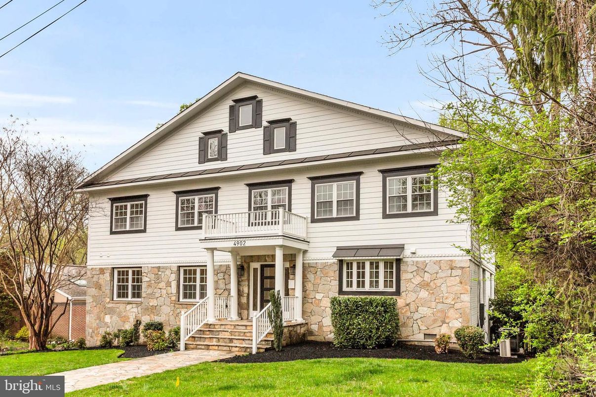 Exterior, Facade, Georgian