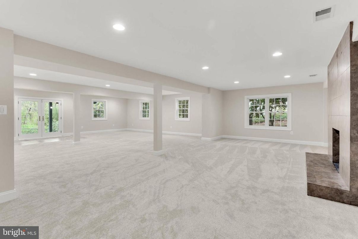 Empty room, Fireplace, Interior, Recessed Lighting