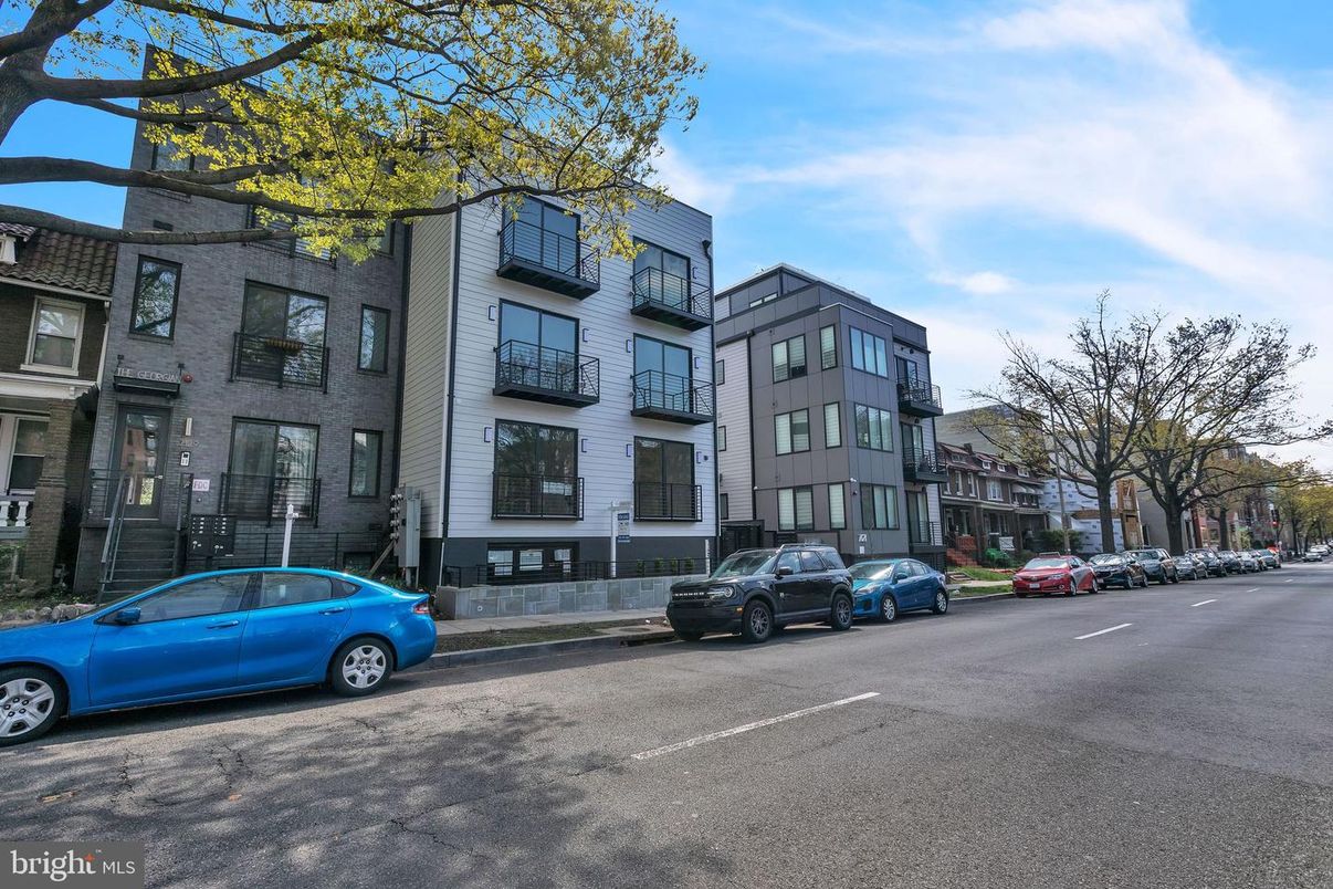 Exterior, Facade, Condo Building