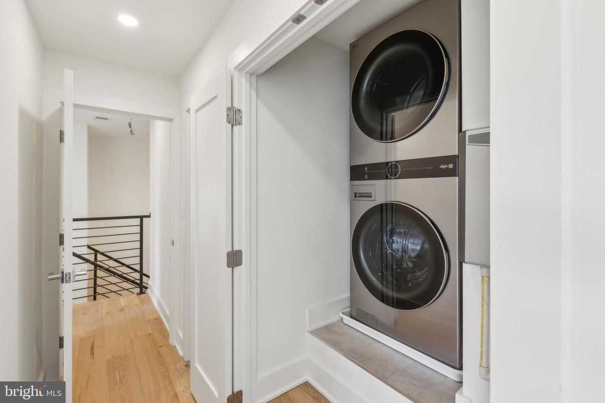 Interior, Recessed Lighting, Utility Closets, Washer, Wood Texture Flooring
