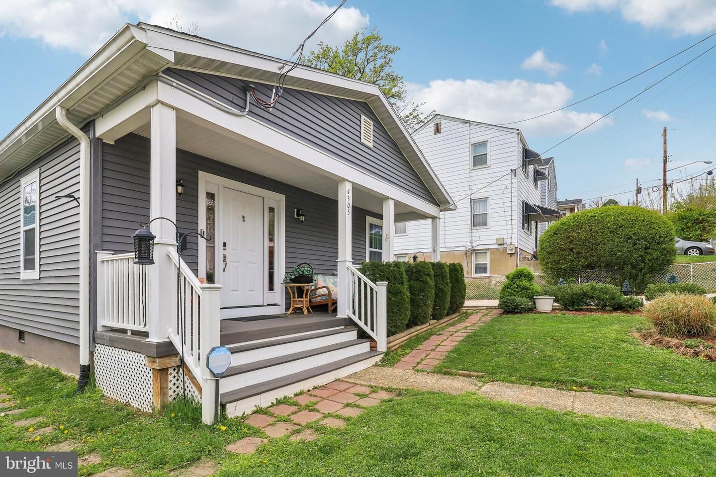 Exterior, Facade, None