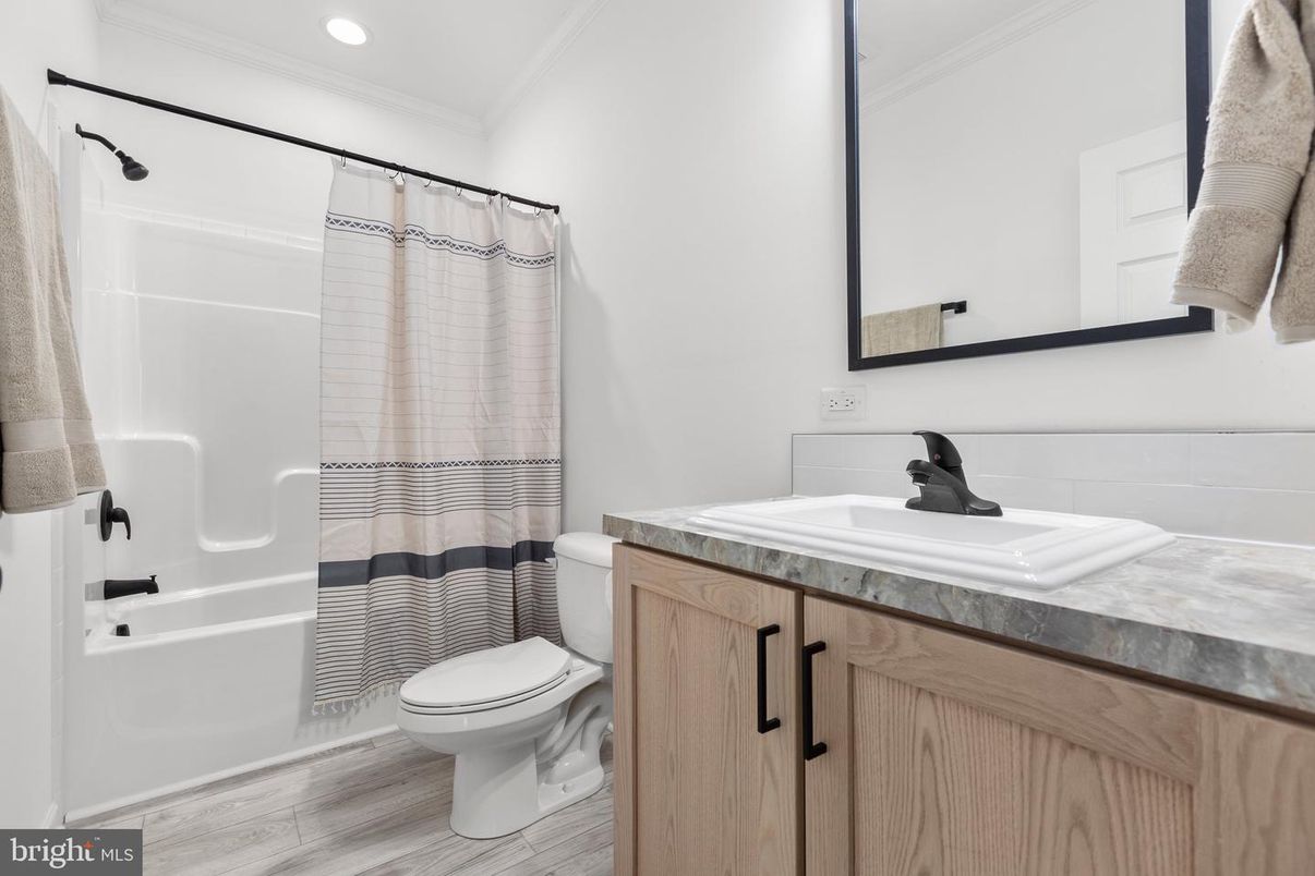 Bathroom, Interior, Recessed Lighting, Wood Texture Flooring