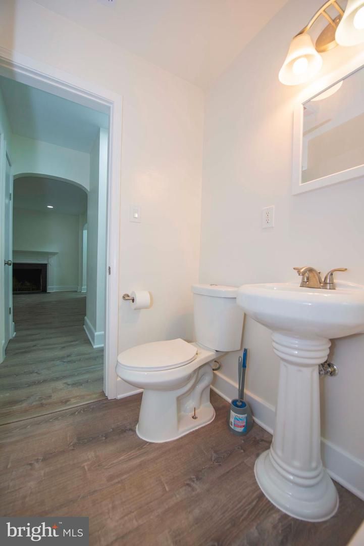 Bathroom, Interior, Wood Texture Flooring