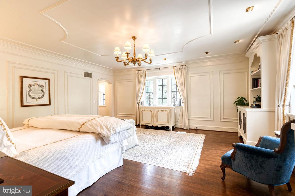 Bedroom, Chandelier, Interior, Wood Texture Flooring