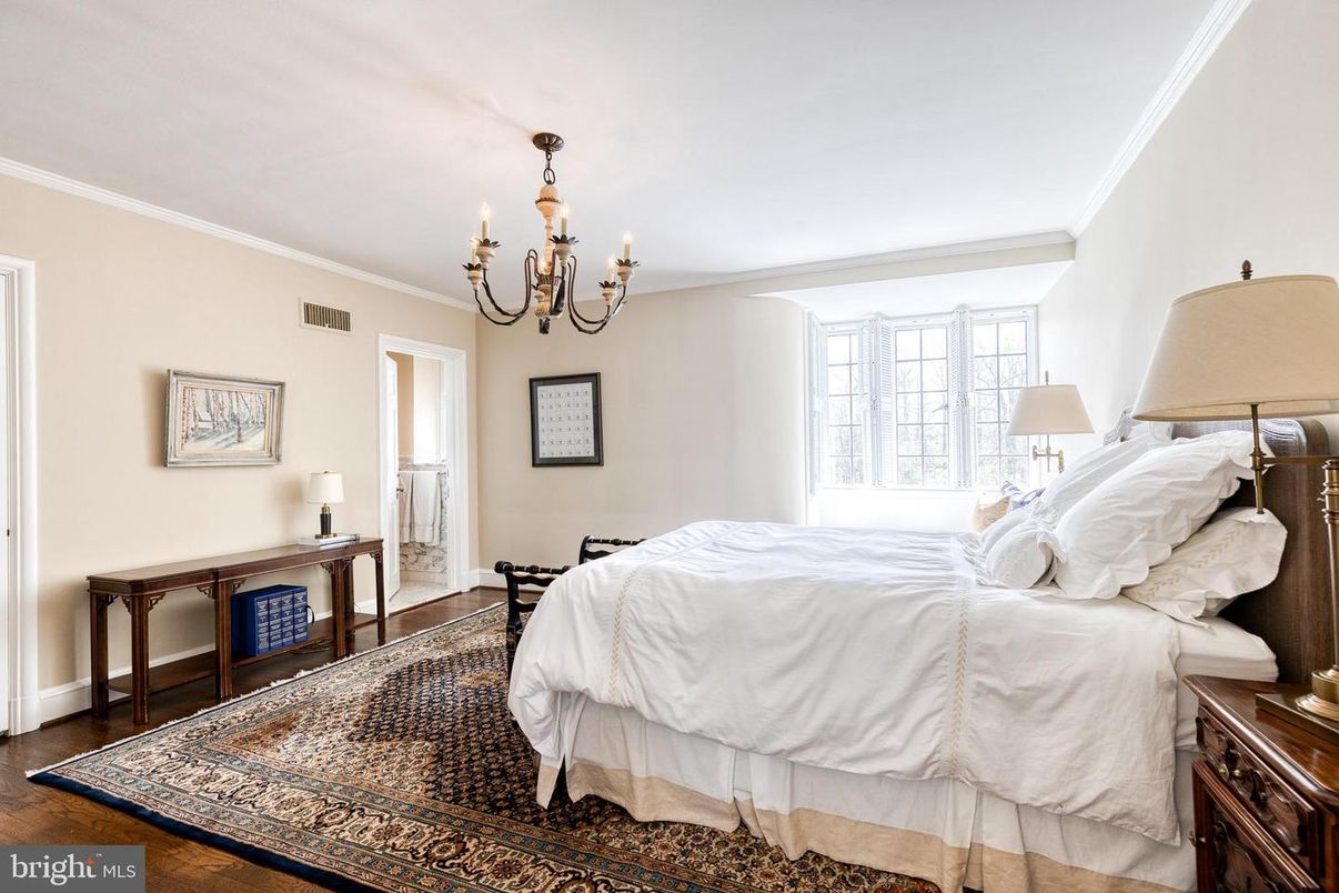 Bedroom, Chandelier, Interior, Wood Texture Flooring
