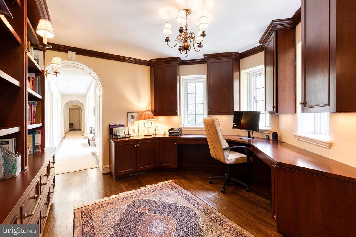 Chandelier, Home Office, Interior, Wood Texture Flooring