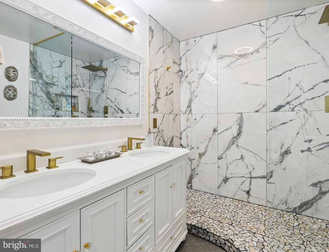 Bathroom, Dual Sink Vanities, Interior, Marble Walls