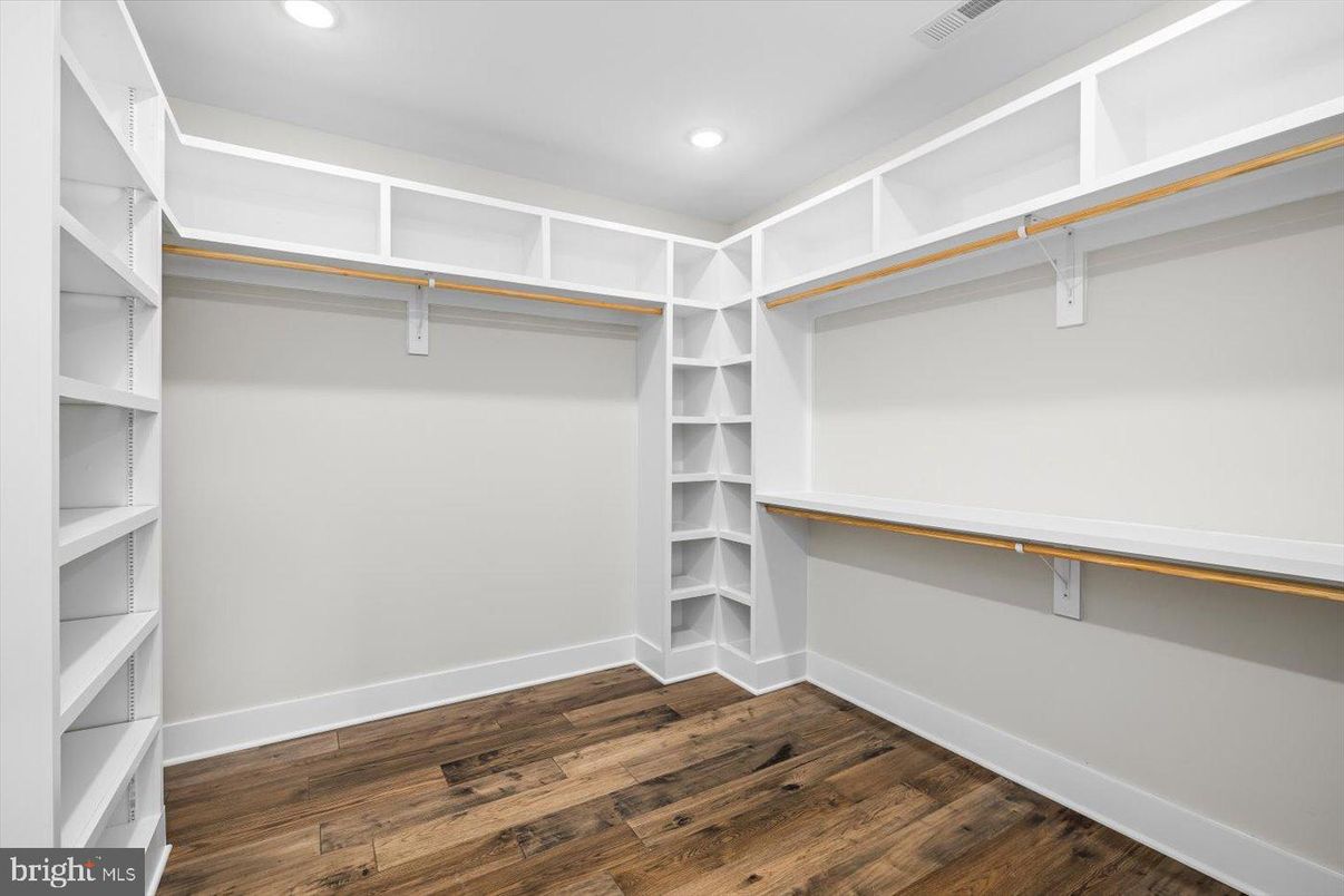 Interior, Recessed Lighting, Walk-in Closets, Wood Texture Flooring