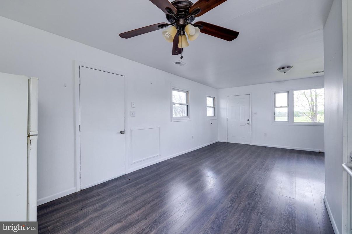 Empty room, Interior, Wood Texture Flooring