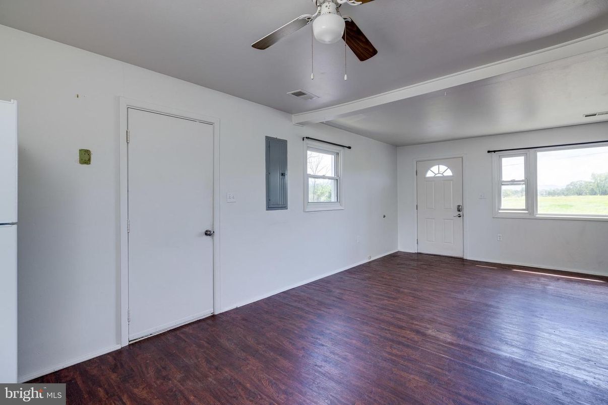 Empty room, Interior, Wood Texture Flooring