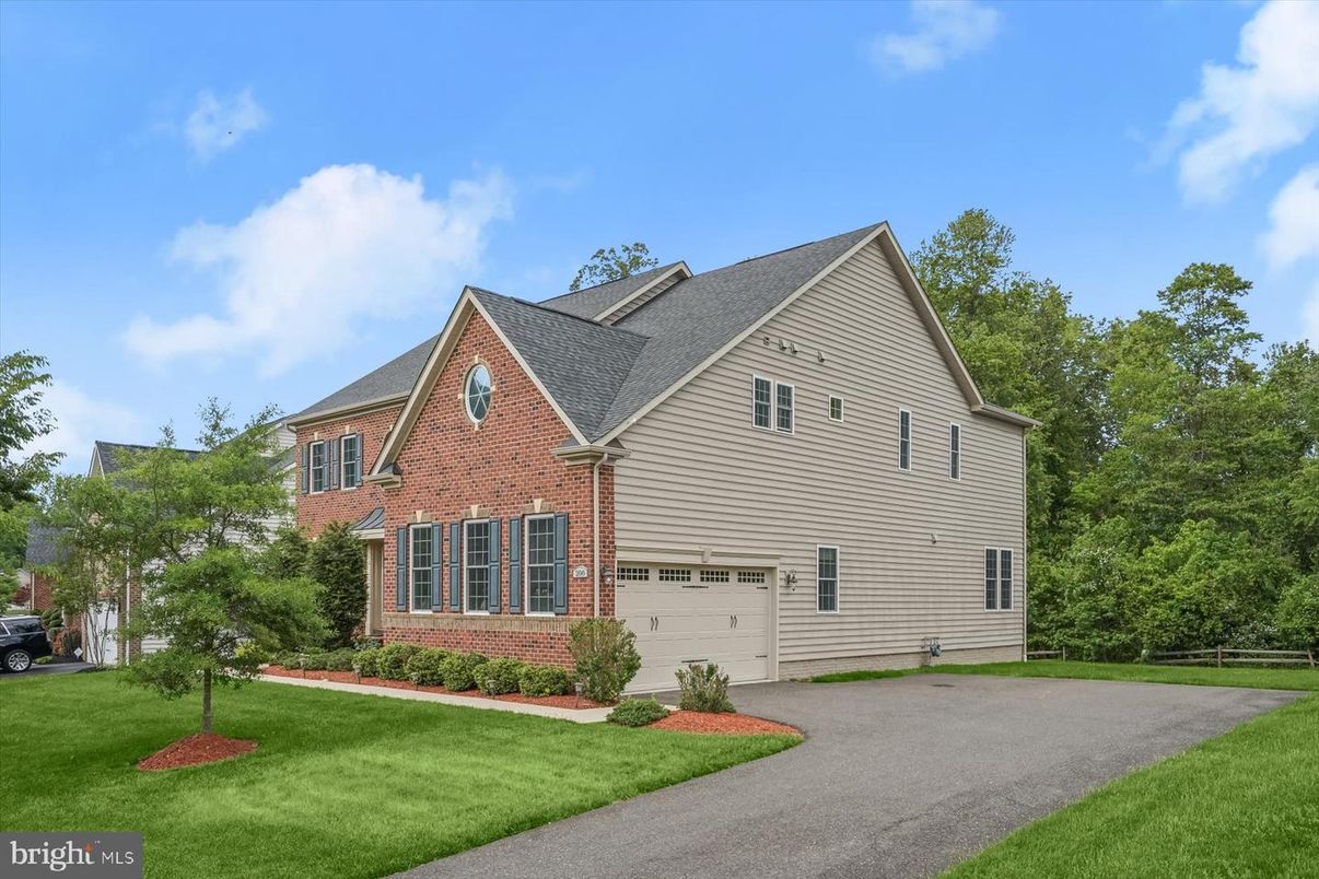 Attached, Exterior, Facade, Brick Facade, Brick Traditional