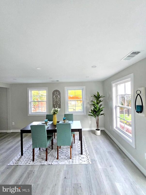 Dining room, Interior, Wood Texture Flooring
