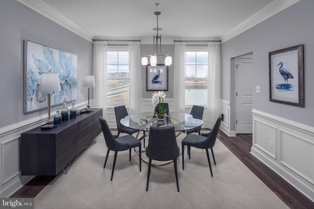 Dining room, Interior, Pendant Lights, Water, Wood Texture Flooring