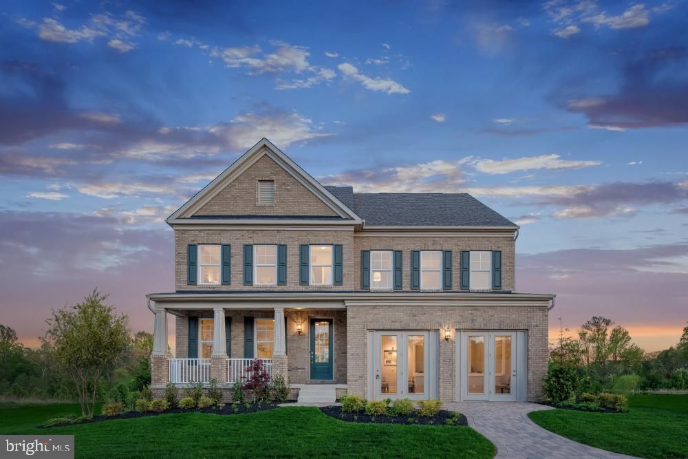 Exterior, Facade, Brick Traditional