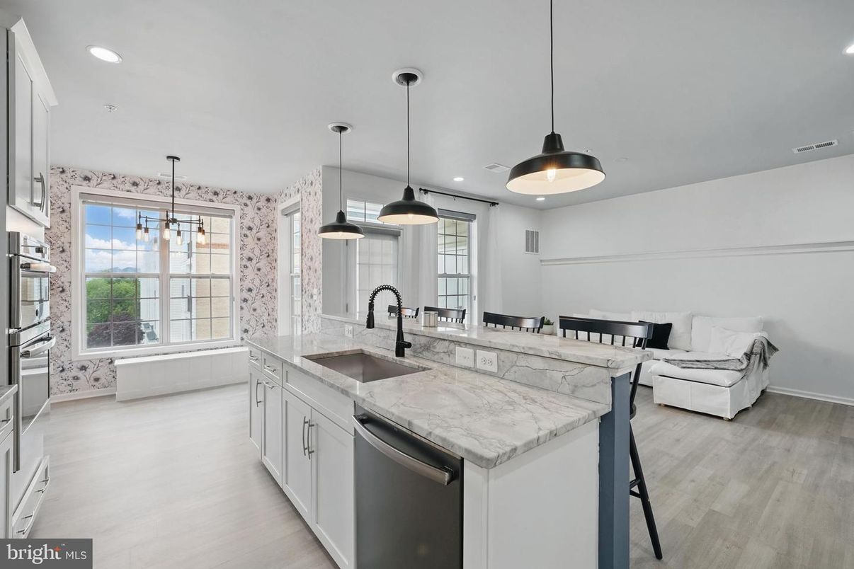 Interior, Kitchen, Pendant Lights, Recessed Lighting, Wood Texture Flooring