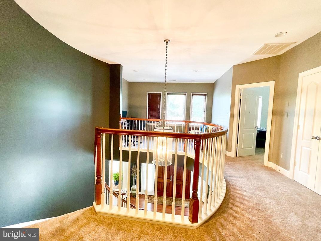 Chandelier, Interior, Recessed Lighting