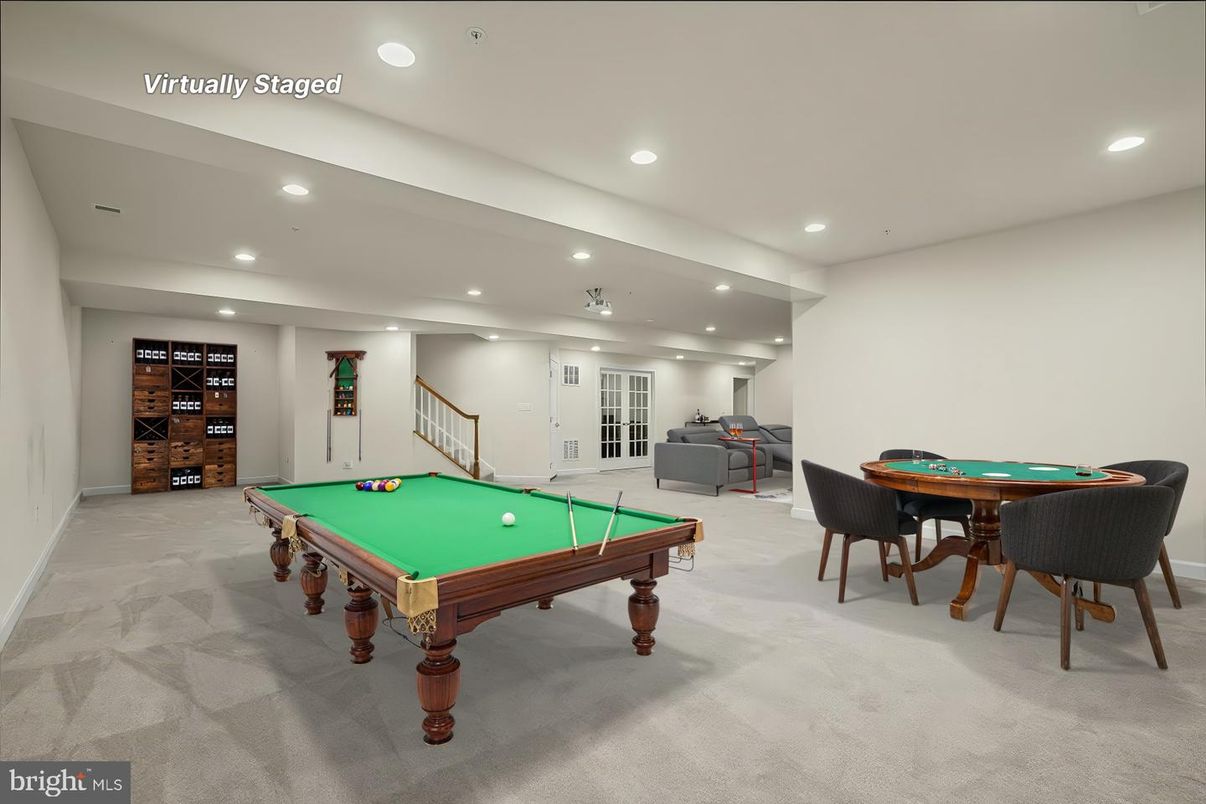 Billiard Table, Game Room, Interior, Recessed Lighting