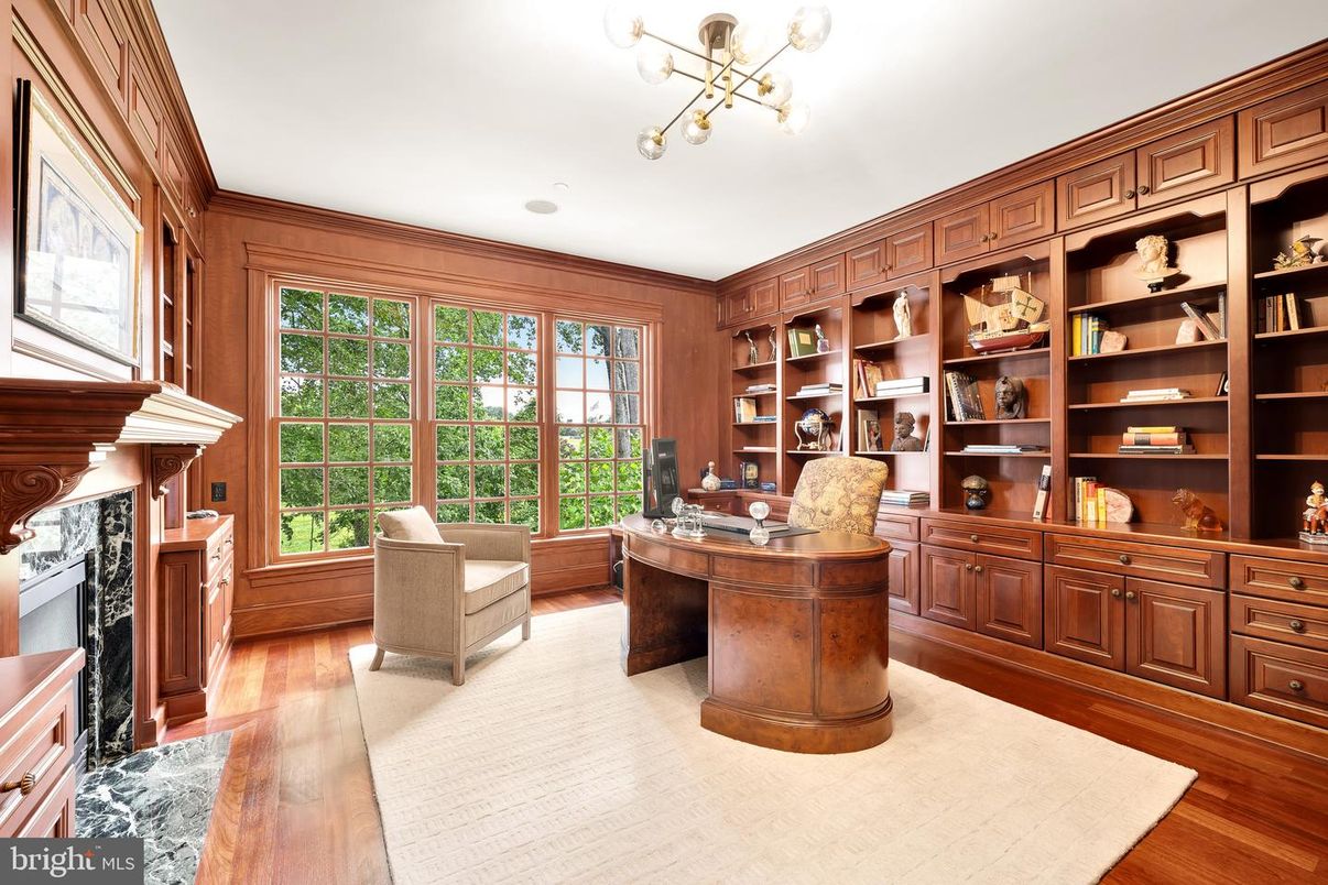 Home Office, Interior, Wood Texture Flooring, Wooden Walls