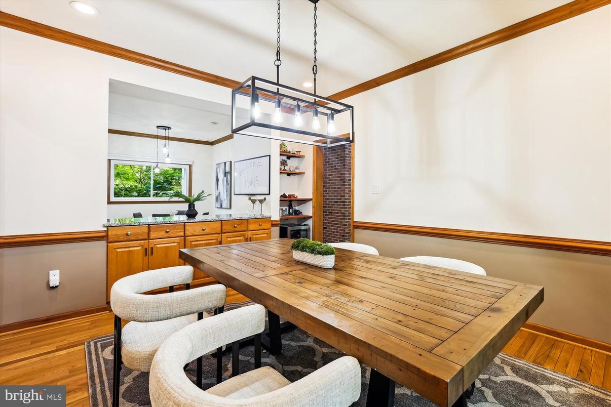 Dining room, Interior, Pendant Lights, Recessed Lighting, Wood Texture Flooring