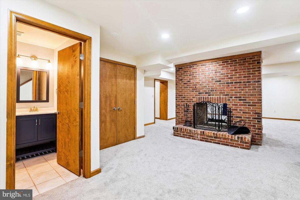 Bathroom, Fireplace, Interior, Recessed Lighting, Stone Walls