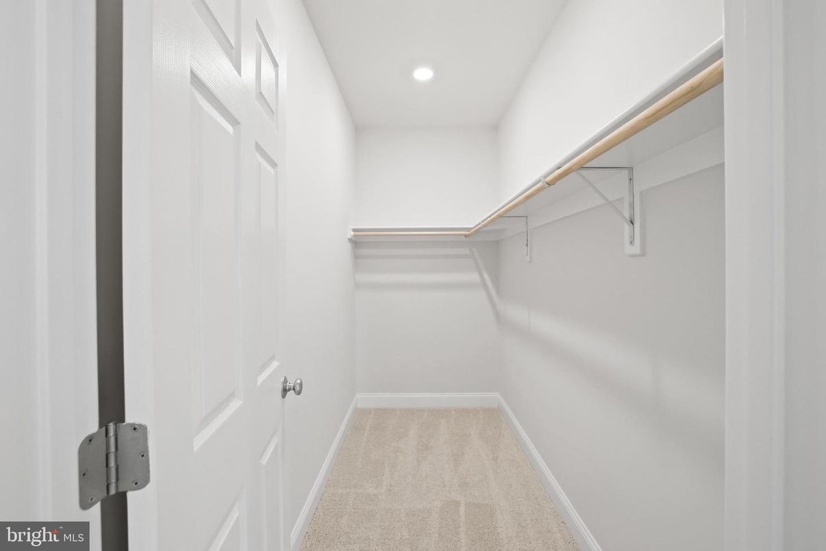 Interior, Recessed Lighting, Walk-in Closets