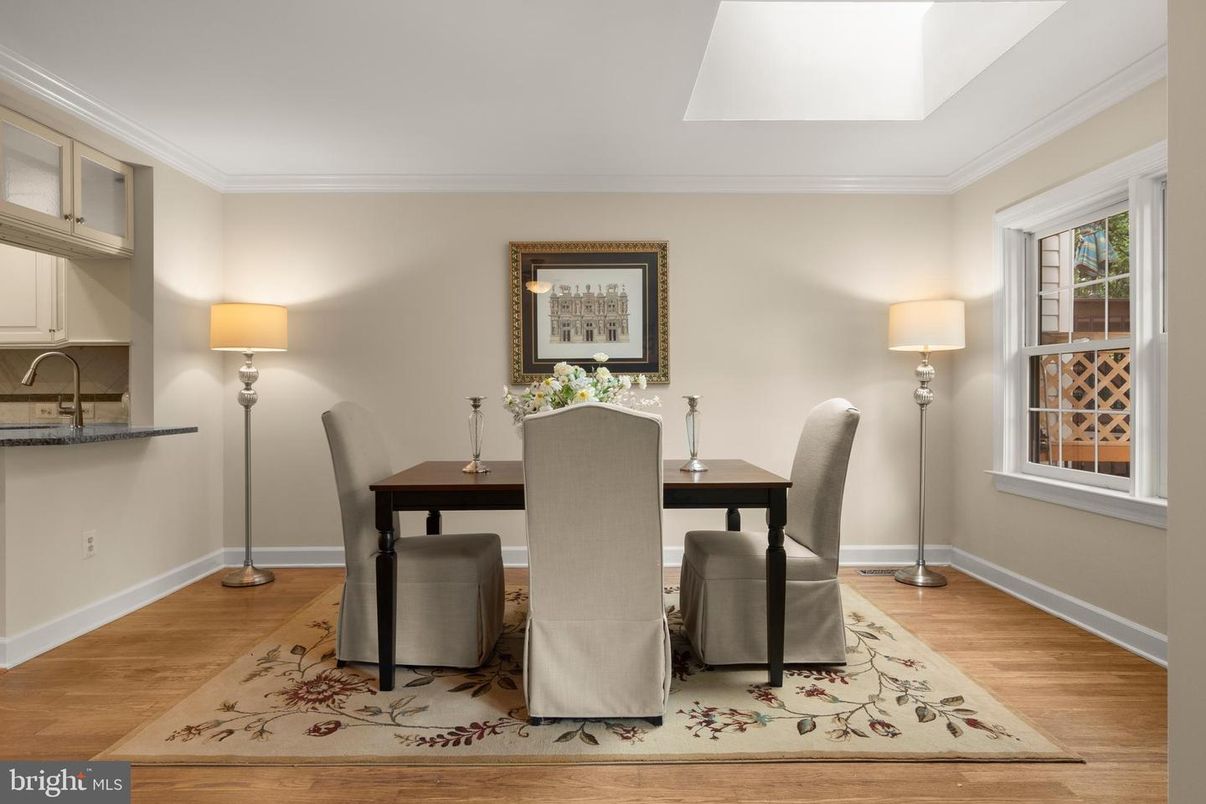 Dining room, Interior, Wood Texture Flooring