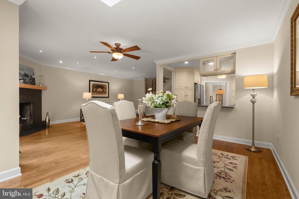 Dining room, Fireplace, Interior, Recessed Lighting, Wood Texture Flooring