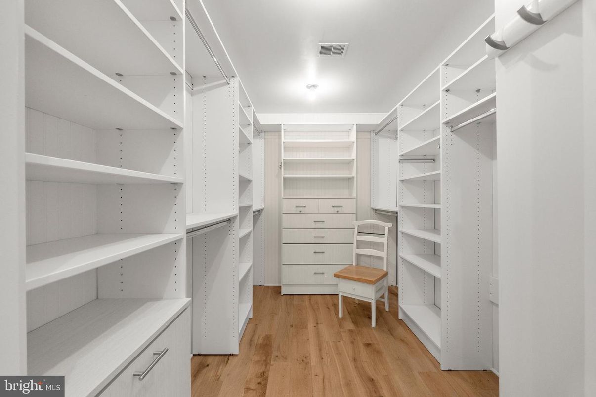 Interior, Recessed Lighting, Walk-in Closets, Wood Texture Flooring