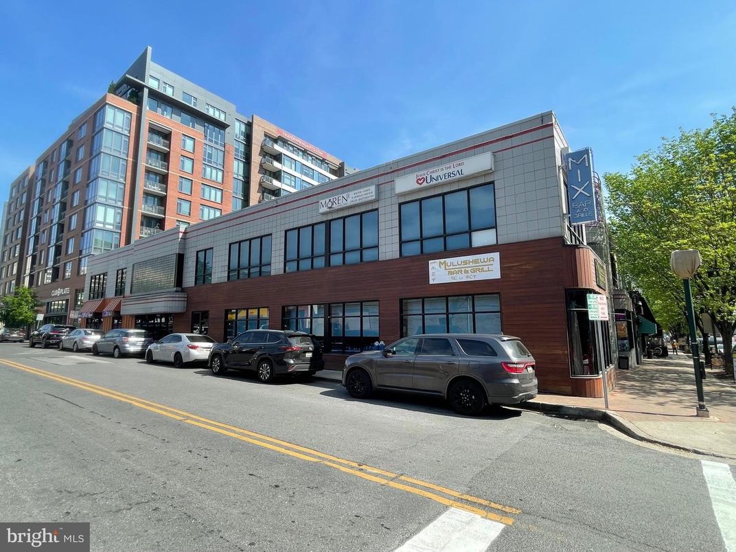 Exterior, Facade, Condo Building