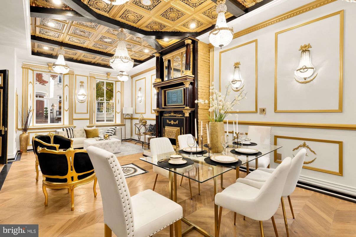 Dining room, Fireplace, Interior, Pendant Lights, Recessed Lighting, Wood Texture Flooring